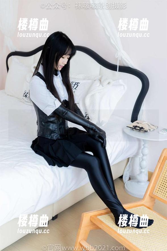 BoBoSocks袜啵啵 - 在线围观小甜豆的黑渔网袜，腿部魅力指数直线上升！
