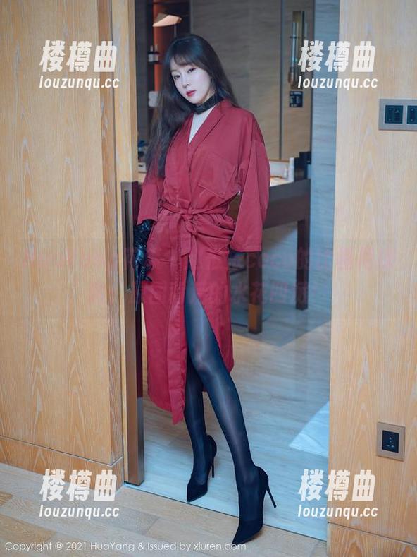 HuaYang花漾 - 赵惟依coco的比基尼探险：原图背后的水花四溅！
