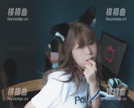 抓住Mozzi(모찌)的天台魅力：美图还只是开始，套图才是高潮！