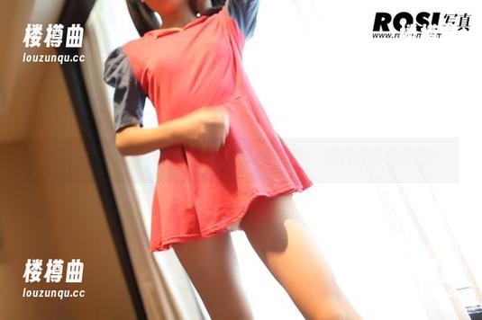 精选作品集在ROSI教室：这里没有黑板，只有灵动的姿态！