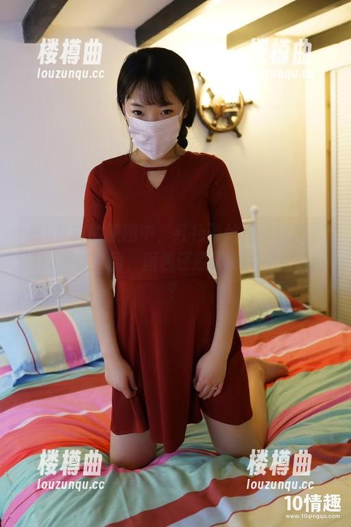 在ROSI的原图中，红色蕾丝你可以感受到的那些氛围，图包还原了多少撩人瞬间？