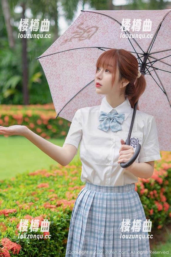 Xiuren秀人网 - 来看看噜噜妞儿的妹妹图包，分享点不那么严肃的东西