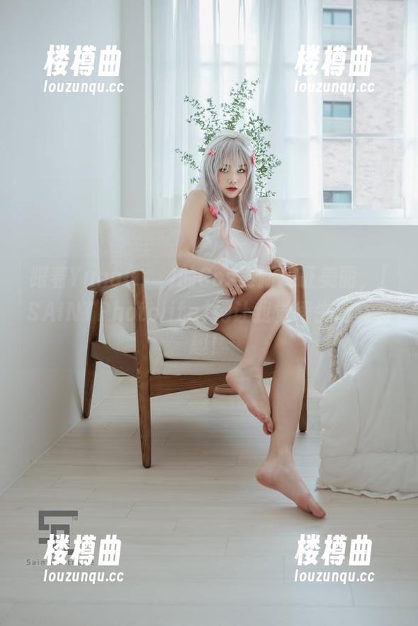 跟着Yuna(윤아)的Cos更新见证美丽，[SAINTPhotolife]她让我觉得生活真有趣！