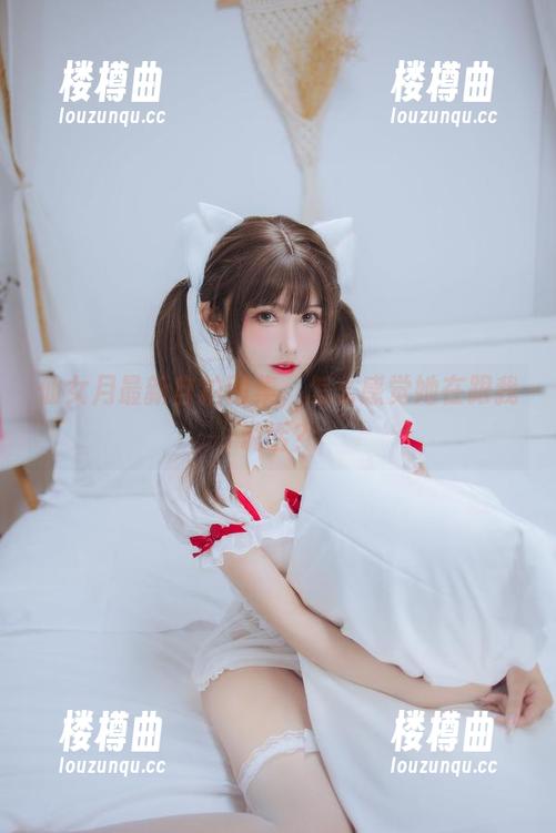 仙女月最新自拍图集，怎么感觉她在跟我说话？