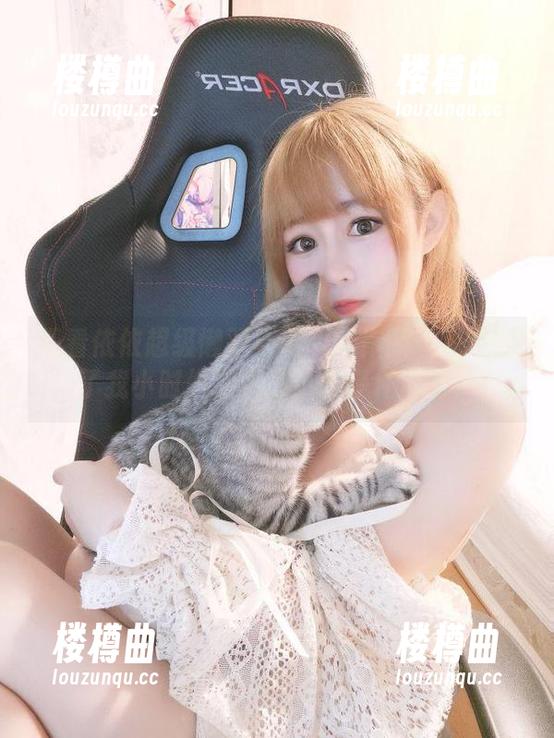 观看依依超级懒双马尾：这作品让我想到了我小时候的发型，真是怀旧啊！