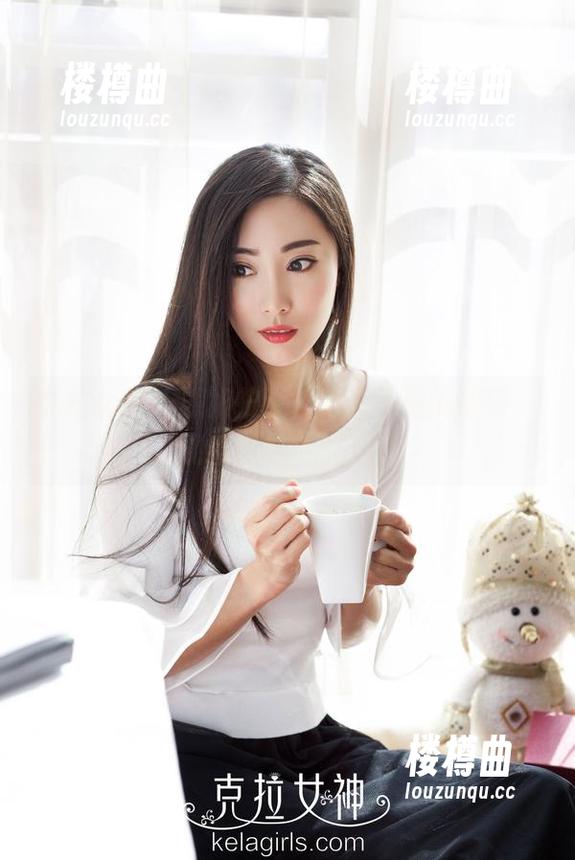 克拉女神 - 熙妍护士：一个原图的故事，观看与想象的交错