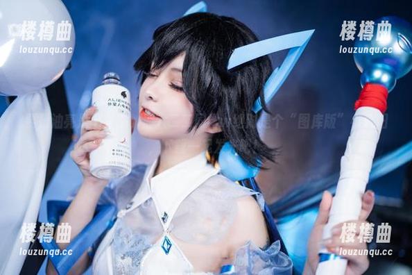 要是油亮是个状态，那六二二同学w绝对是个“图库版”小太阳，下载一起发光吧！