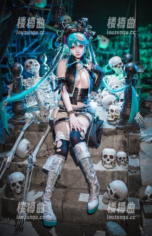 当泰迪遇上Lolita，凛子酱的写真冒险！