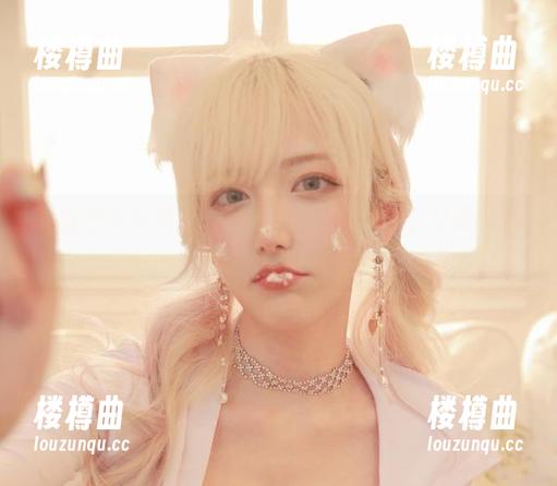 这组合太完美了，啾小妍的甜心套图，让我情不自禁。