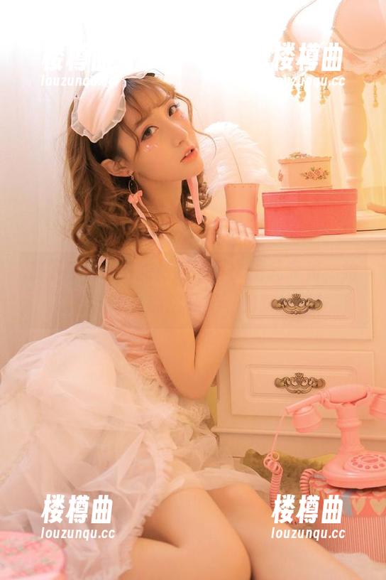 在下萝莉控ii的最新写真：面孔专辑，给你看‘怎么能这么美’的新诠释！