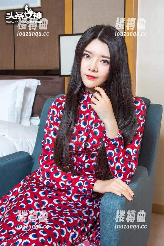 头条女神 - 杨漫妮baby的萝莉世界：那些让人忍不住多看几眼的高清壁纸！