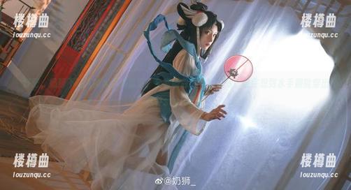 好吧，奶狮不咬人的水手服造型，全套图包我果断收藏！谁会想到水手服能穿出这种style呢？