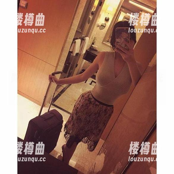 微密圈 - 小芯酱的新货，图集里的无圣光，简直让我觉得有种“隐秘的美感”！