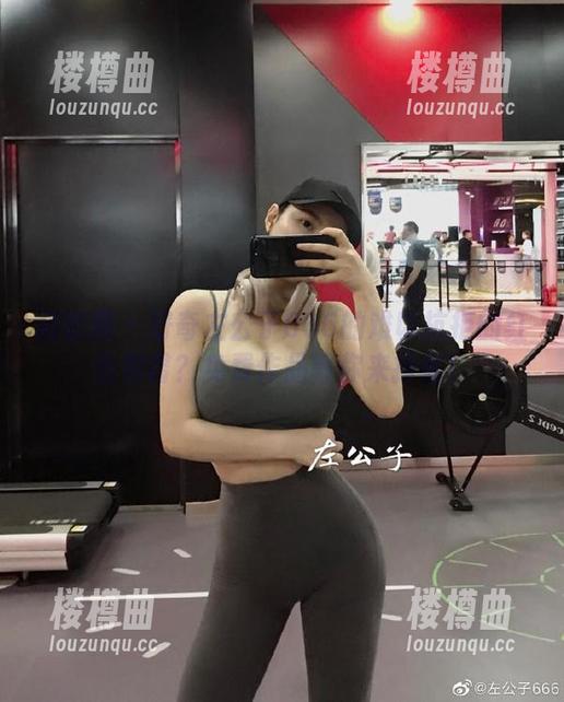 微密圈 - 好奇左公子666的难以抗拒的红色包臀？免费作品等你来探秘！