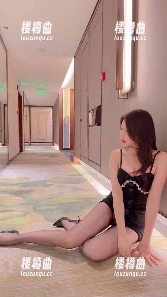 微密圈 - 图片里的徐莉芝和她的男友，一场视觉的心跳
