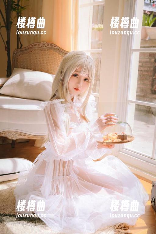 日奈娇天台套图：阳光下的一瞥，看了就让人心怦怦
