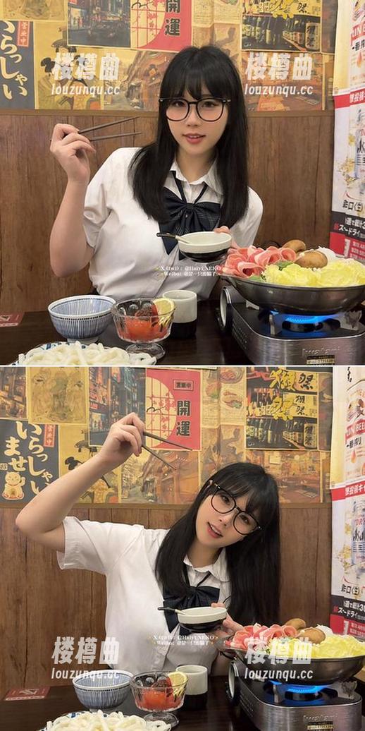 来看是一只废喵了的在线圣诞比基尼合集，准备好你的心脏了吗？