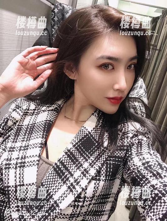 微密圈 - 林子喵Lynne，你的短裤真的没在怕的！免费作品来袭！
