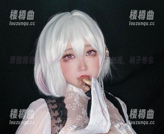 原图精选：椒妮佐仁的棉袜——天生魅惑，袜子也会发光！