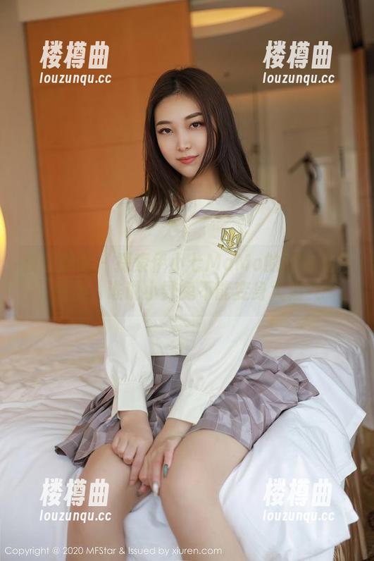 模范学院 - 探索伊小七MoMo的豹纹私拍图集，谁说小野兔不能变身大猫？