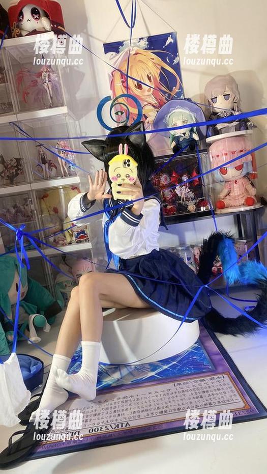 白栎Shirly兔女郎图集精选：我想问，谁是她的造型师，安排得真别致！