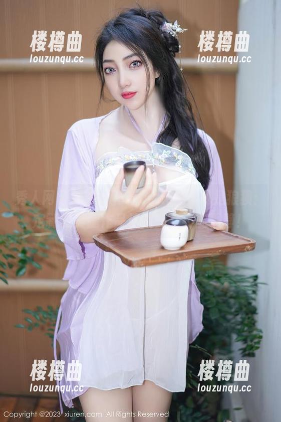 秀人网 - 她是棉花糖candy，我是狼狈：定制的美腿作品让人久久不能平静！