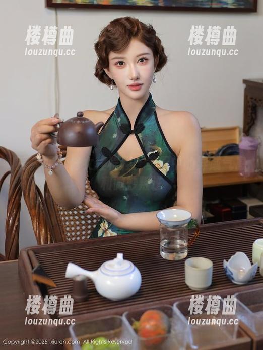 秀人网 - 修女程程程：美图中的异域气息和微妙叛逆