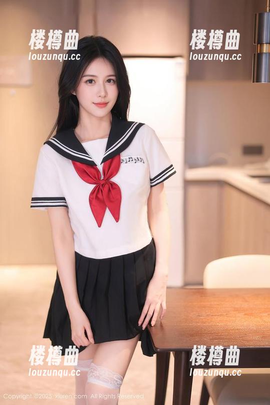 秀人网 - 雯大王susie的美腿，原图也太会撩了，图片让我想多看几遍！