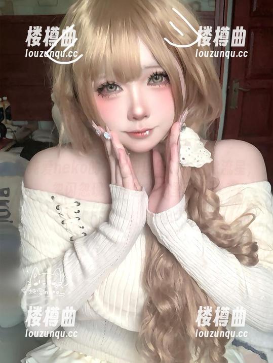 在纯爱neko的少女图库里：作品像流星，忽闪忽现，却总在心里划过！