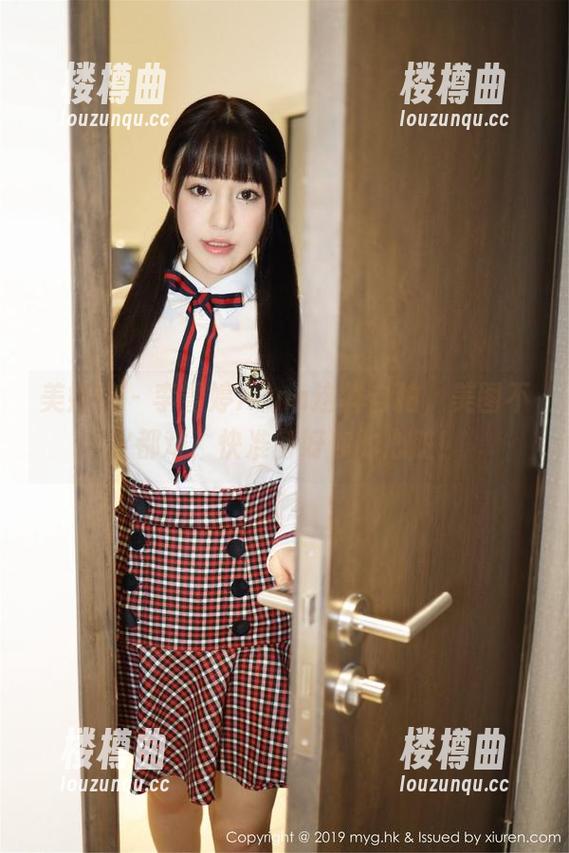 美媛馆 - 李雪婷Anna这样自拍，美图不火都难，快准备好你的心脏！