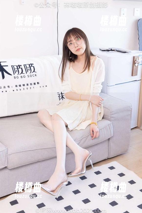 袜啵啵 - 帆布鞋与阳光的纠缠，涵涵的美图精选，真是太迷了！
