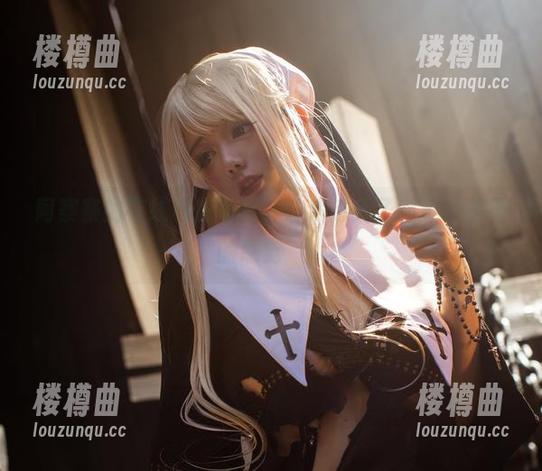阿寨寨的在线和服写真，让我想到了那种‘秋天的感觉’…